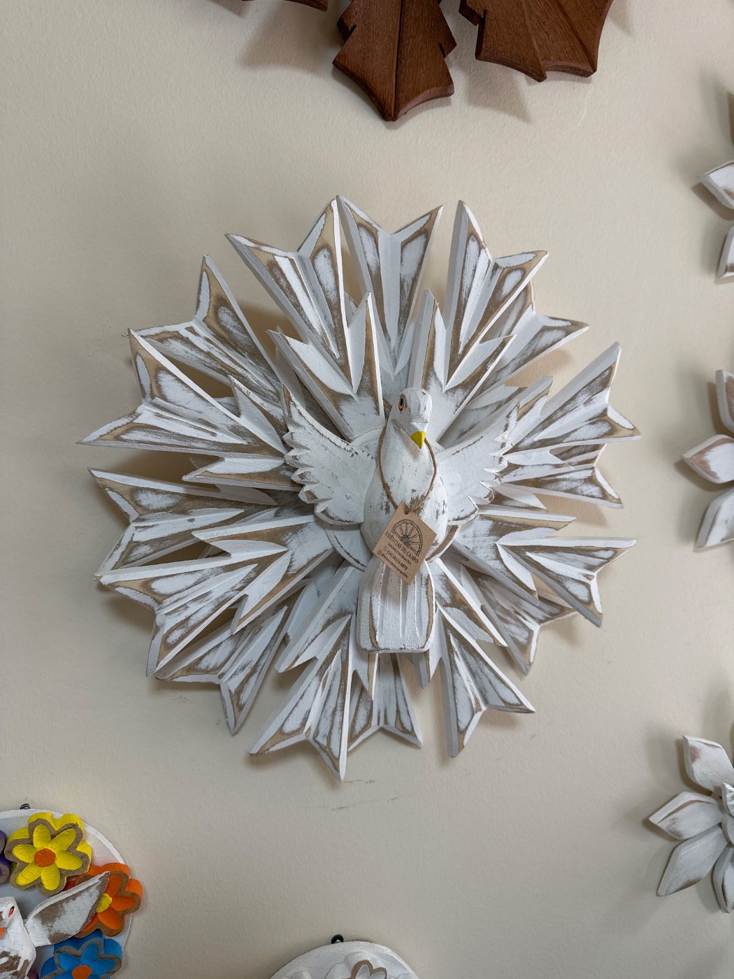 Espirito Santo Madeira Branco 38cm