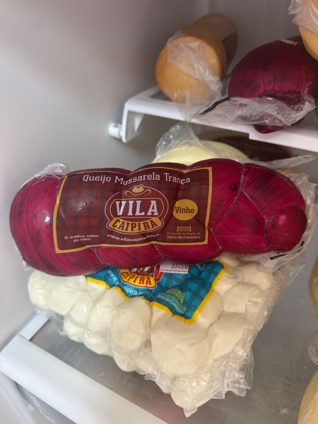 QUEIJO TRANCA AO VINHO 600G